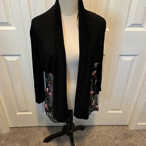 Kim and Kami open cardigan embroidered size L